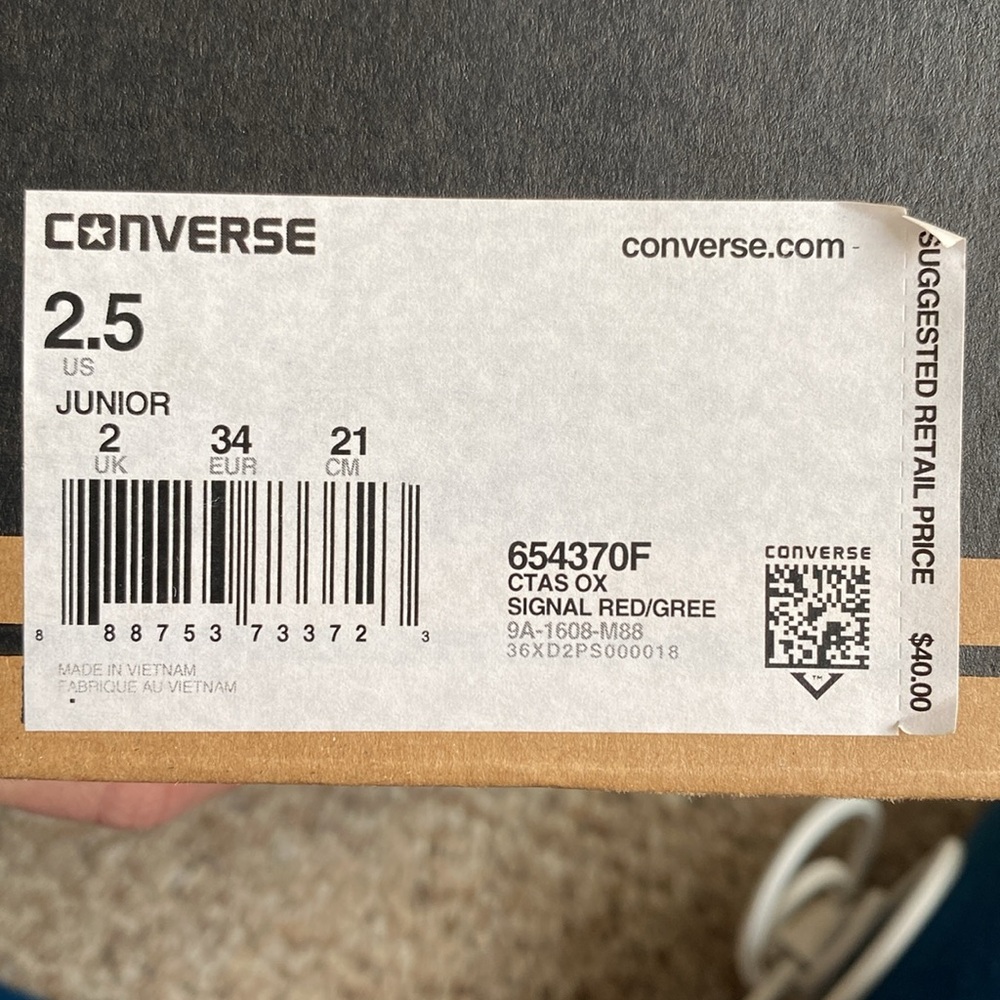 Converse - Picture 7 of 7